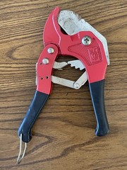 Orbit Heavy Duty PVC Pipe Cutter with Rubber Handle 1/2&Prime; &ndash; 1&Prime;