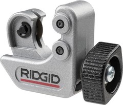 Lightweight CC247 Tubing Cutter for Tight Spaces &ndash; Versatile and Durable