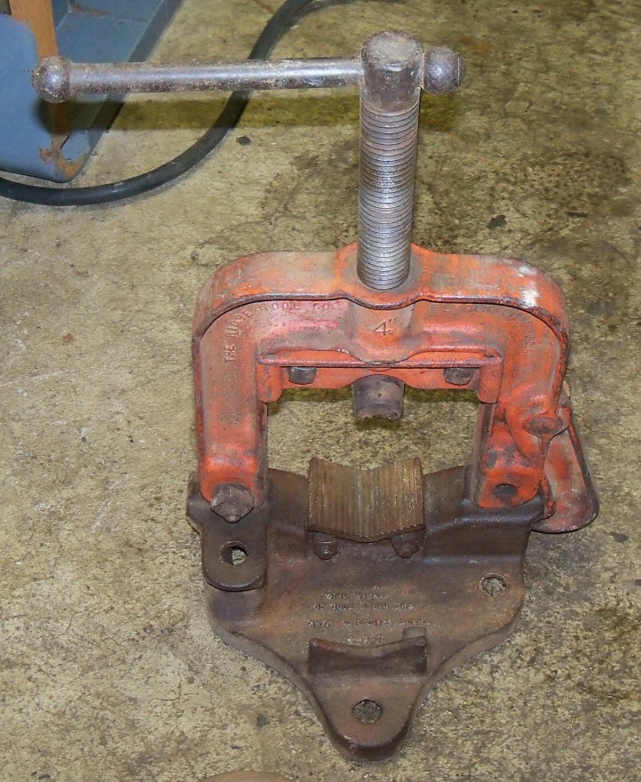 Plumbers RIDGE RIDGID Bench Yoke Pipe Vise 4&rdquo;, B-Y-4, C-159