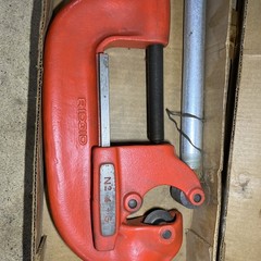 New Old Stock Ridgid 4-S, 2-1/2 to 4 inch Pipe Cutter, Heavy Duty USA Made