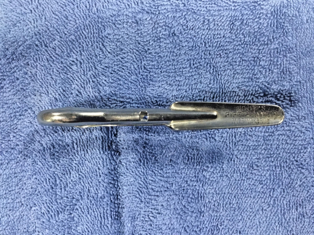 Vintage Cook&rsquo;s Pipe Reamer Tweezer Style Spring Steel Carbon Cutter Ansonia CT