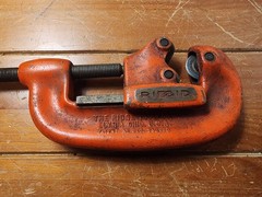 Rigid Heavy Duty No. 1-2 Pipe Cutter Tool 1/8 in To 2 in