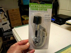 Tubing Cutter Pittsburgh 1/8 in. &ndash; 1-1/8 in. Thick, Model 40913 NIP