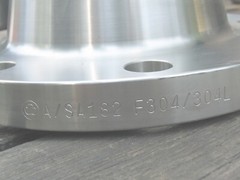 One 4&Prime; Flange 8-Hole (304 Stainless Steel) ,2-7/8&Prime; Thick, 9&Prime; OD, 4&Prime; ID,Cl-15