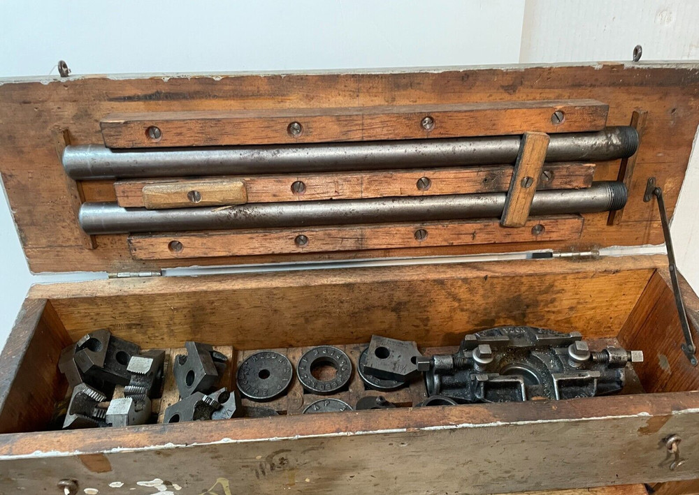 Vintage REED Mfg. Co. Pipe Die Threader Set No. 2 AP Dies and Wood Box