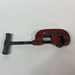 RIDGID No. 1-2 Heavy Duty Pipe Cutter Tool 1/8 To 1 1/4 Trademark Ridge Tool Co