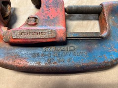 Ridgid 4-S 2 to 4 inch Pipe Cutter. Works Great. #104