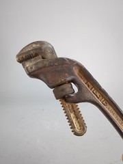 Ridgid E14 Vintage Offset Pipe Wrench 14&Prime; USA Pat 1727639 Heavy Duty Bent Handle