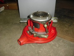 New RIDGID Model No. 65R Ratchet Pipe Threader 1&Prime;-2&Prime; w/ 24&Prime; Handle
