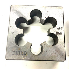 VINTAGE REED MFG. CO. PIPE THREADER w/ SQUARE DIES