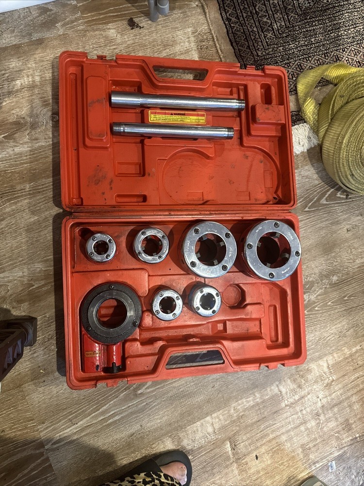 PIPE THREADER SET NPT 1/2 IN, 3/4 IN, 1 IN, 1/2 IN, 2 IN