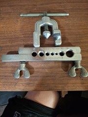 VINTAGE IMPERIAL EASTMAN MADE IN USA FLARING TOOL 195 FC 45&deg;
