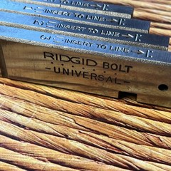 Ridgid 48240 Universal Style Bolt Threader Dies, High-Speed RH 9/16&Prime;-12 UNC