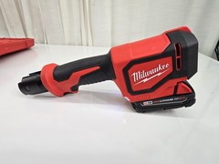 Milwaukee 2674-22C M18 Short Throw Press Tool Kit with PEX Crimp Jaws
