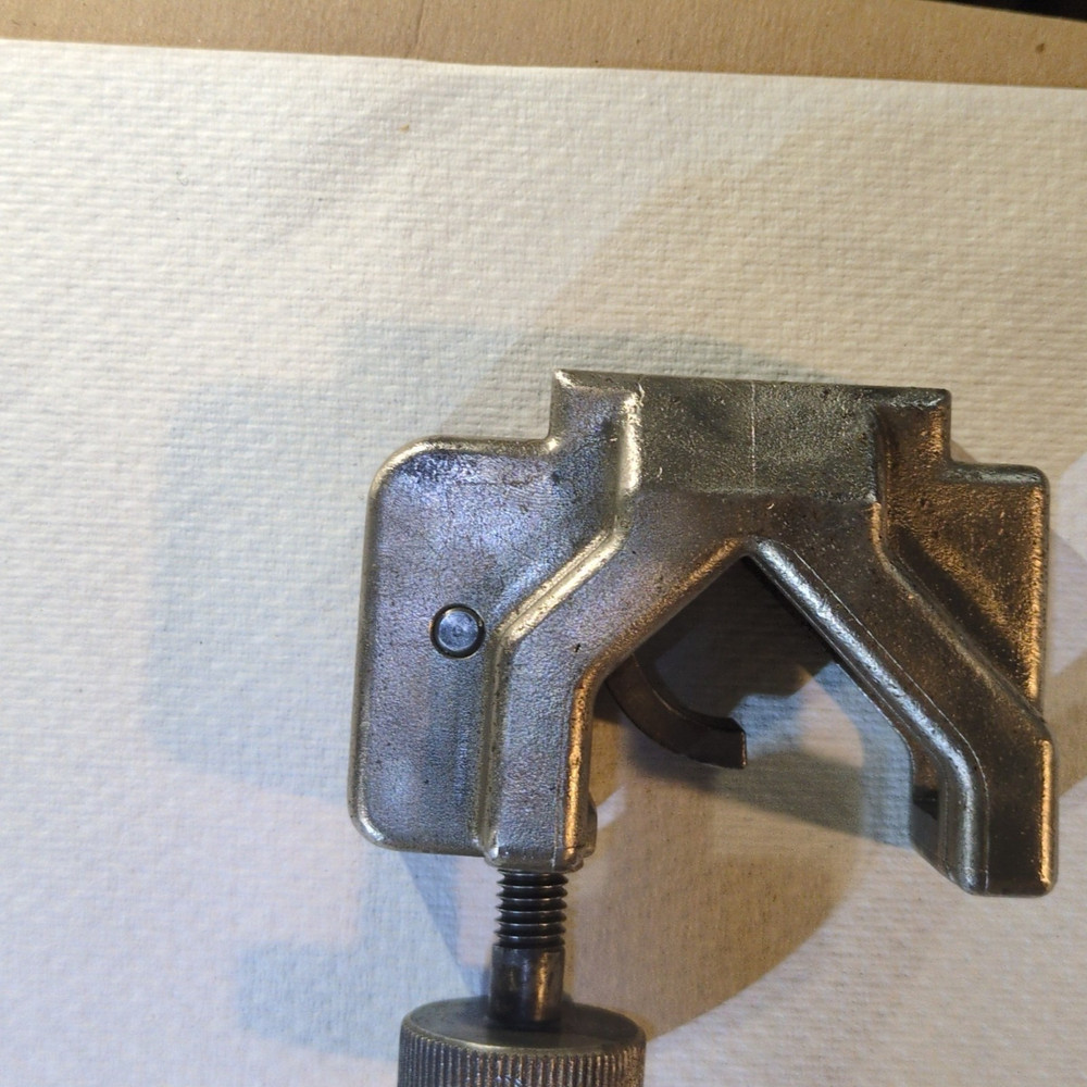 Swagelok MS-TSC-16 Screw Feed Tube/Pipe Cutter, 1 in Capacity