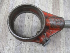 Ridgid D286 12-R Ratcheting Manual Threader 24&Prime; Handle With 1 Die(12-r)