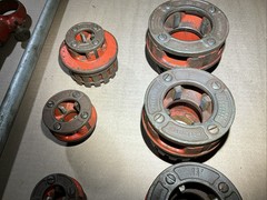 Ridgid 12R manual pipe threader Set 1/4-2&Prime; NPT & 00R with Ratchets 10 pieces ￼