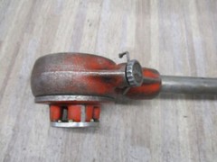 Ridgid D286 12-R Ratcheting Manual Threader 24&Prime; Handle With 1 Die(12-r)