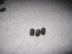 (3) Ridgid 00-R-B Bolt Die Head (3) POINTED SET SCREWS FOR DIE