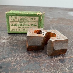 GTD Greenfield Tap and Die Little Giant 3/4&Prime; 10 NC Adjustable Pipe Dies w/ Box