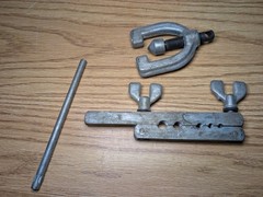 Snap-On TFM-5 Metric Double Flaring Tool Kit &ndash; USA &ndash; USED