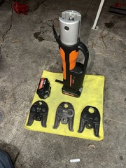 VEVOR PZ-1550 1/2&Prime;3/4&rdquo;-1&Prime; Pro Press Tool 18V w/ 3 Jaws & 2x 4AH Batteries!