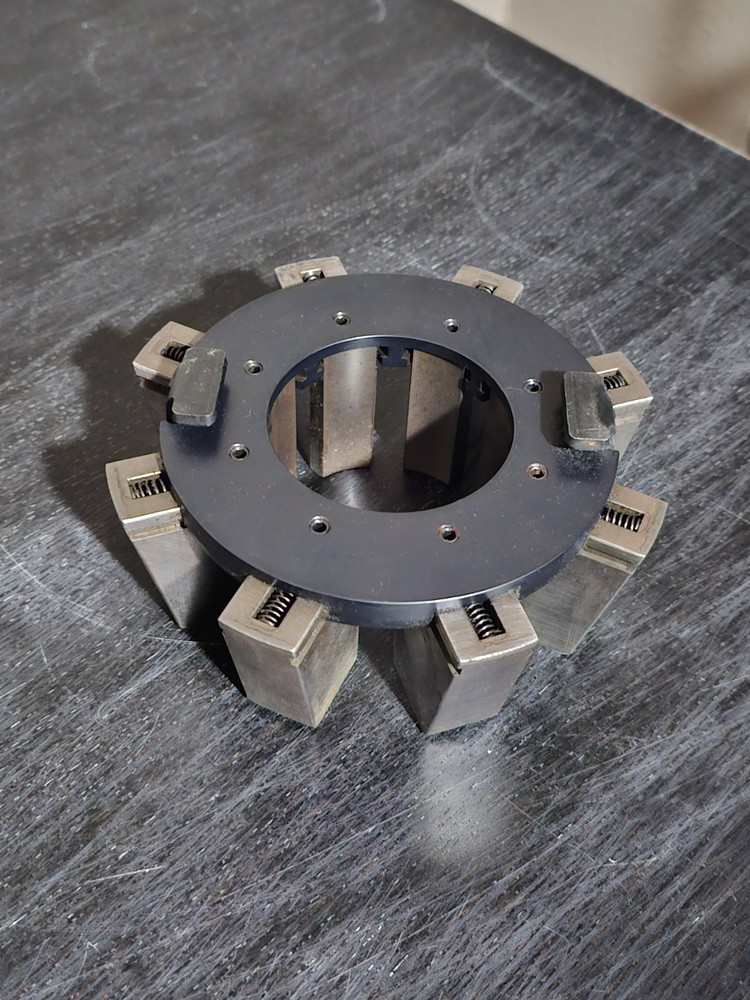 NEW Eaton FT1382-100-M465 Cast Die Cage