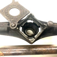VINTAGE REED MFG. CO. PIPE THREADER w/ SQUARE DIES