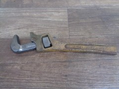 Vintage LAWSON Offset Steel Pipe Wrench 14&Prime; Shortened