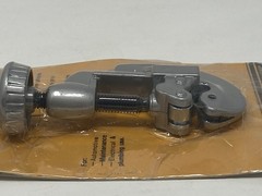 Tool Exchange Pipe Tubing Cutter 1/8&rdquo;- 1-1/8&rdquo; (3-30mm) Alloy Steel Cutting Wheel