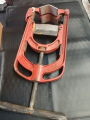 Reed Model HPC4 Guillotine Pipe Cutter 1-1/2&Prime; &ndash; 4&Prime; Used
