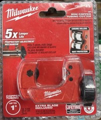 Milwaukee 48-22-4251 1 in Mini Copper Tubing Cutter