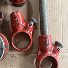 Ridgid 00-R Pipe Threader 1/2 3/4(4) 1 Inch And (2) Holders Handle Made In USA