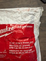 Milwaukee 49-16-2654 M18 Force Logic 1 1/2 in. Jaw NIB