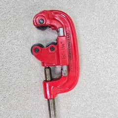 Rothenberger Pipe Cutter Heavy Duty Professional 70055 1/8&Prime; &ndash; 1 1/4&Prime; Pipe