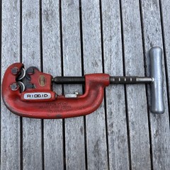 Rigid 42A Four Wheel Pipe Cutter 3/4&Prime;-2&Prime; Heavy Duty Steel Iron Conduit USA