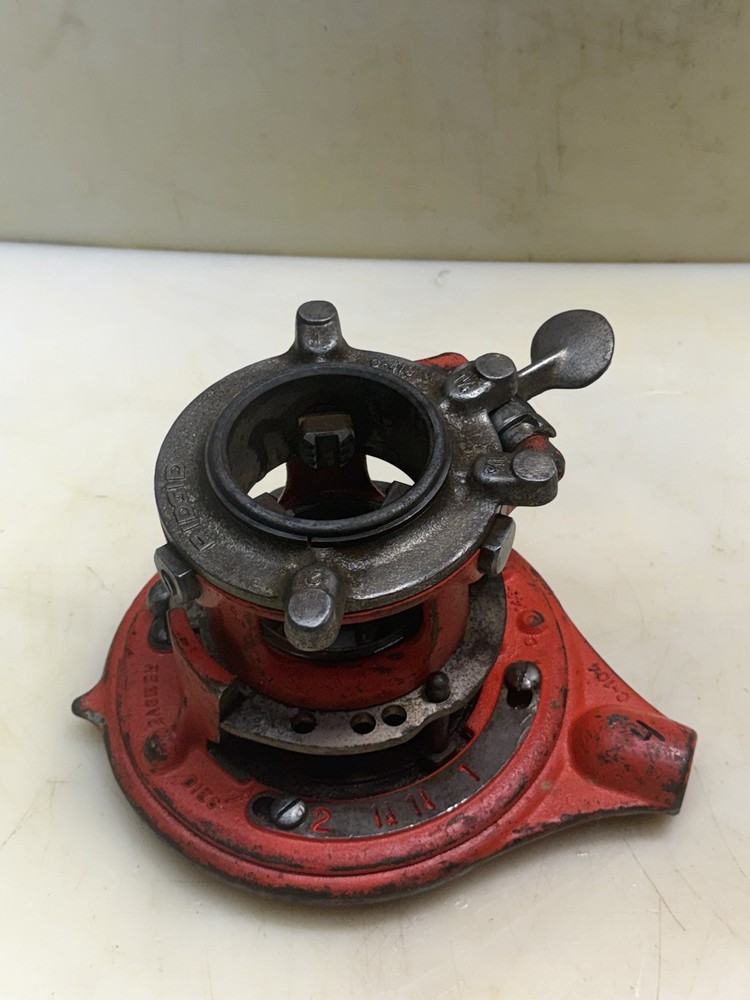 RIDGID 65R 1&Prime; TO 2&Prime; PIPE THREADER NICE DIES No Handle 65-R #4