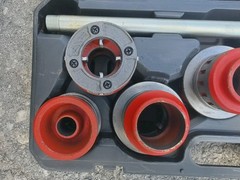RIDGID 36475 12-R 1/2&Prime;-2&Prime; NPT Exposed Ratchet Pipe Threader Set Used