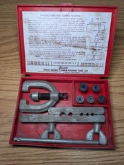 Snap-On TFM-5 Metric Double Flaring Tool Kit &ndash; USA &ndash; USED