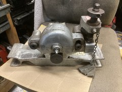 VICTAULIC MODEL VE226M ROLL GROOVER FOR 2&Prime; &ndash; 6&Prime; METAL PIPE RIDGID 300 SCH 10 /40