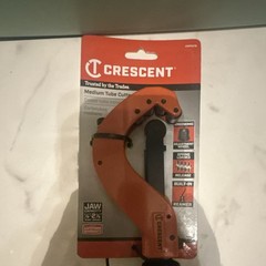 Crescent CMPC218 Medium Tube Cutter 1/8 in to 2 1/8 in Built-In Reamer