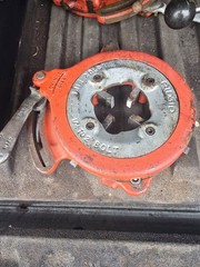RIDGID 811A Universal Threader Quick Opening W/Dies 1/8-2&rdquo; Pipe 300 Threader 535