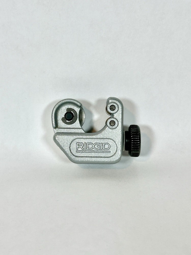 RIDGID Model 103 Quarter Pipe Cutter Tool 1/8&rdquo; &ndash; 5/8&rdquo; Tube 3-16mm Close Gray