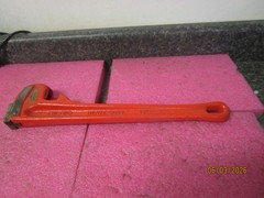 RIDGID Handle Assembly &ndash; For Use With 18 in Straight Pipe Wrench, Iron &ndash; 31445