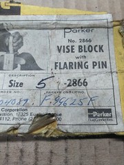 Parker 5-2866 Vise Block with Flaring Pin Size 5