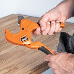 Klein Tools 50063 Ratcheting PVC Pipe Cutter, Cuts 1-1/4-Inch I.D. PVC,&hellip;