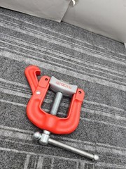 Ridgid 40A Yoke Vise Replacement Part 1/8&Prime;-2-1/2&Prime; Pipe Cap. *PICTURED ITEM ONLY*