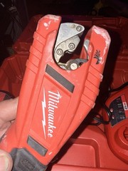 Milwaukee 2471-21 12v COPPER TUBING CUTTER KIT