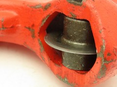 Ridgid 4-S Heavy Duty Pipe Cutter 2&Prime;-4&Prime; Capacity Accepts Extension for 2 Man Use