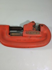 Rigid 2A/202 Heavy Duty No. 1-2 Pipe Cutter Tool 1/8 in To 2 in